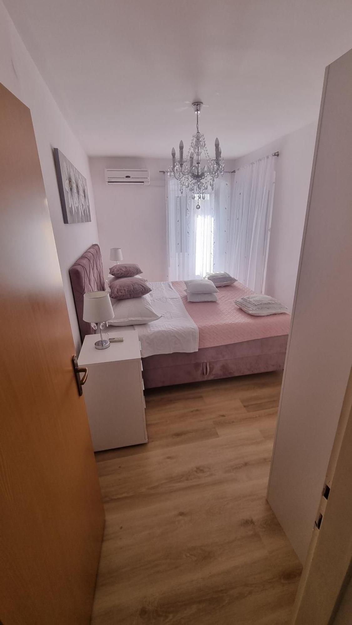 Apartment Vestibul Inn سبليت المظهر الخارجي الصورة